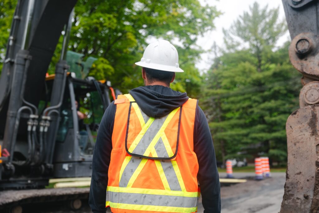 Manque de main d'oeuvre pour les projets d'égoûts et d'aqueducs